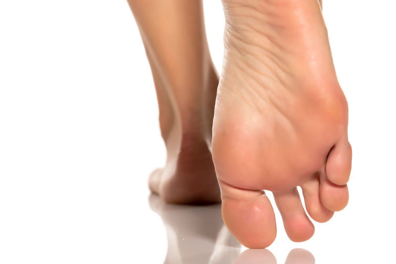 Moisture-Lock-Nitrile-Foot-Covers-Image-Molosoc-Clean-feet1
